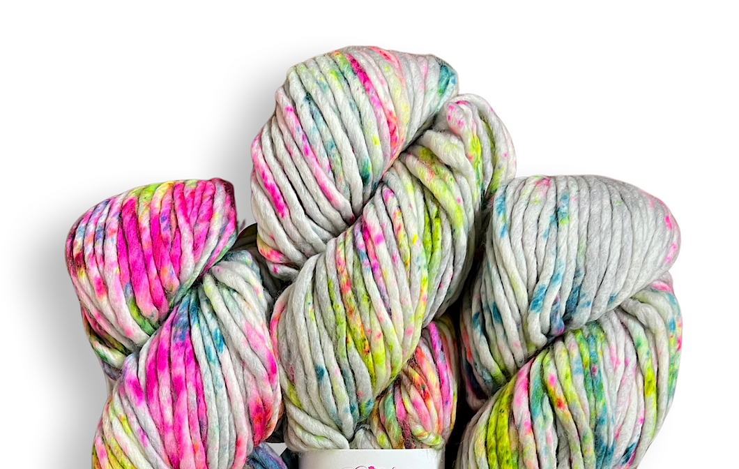 *PRE-ORDER* Baah Yarn Mammoth - Love Potion