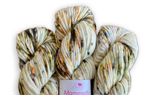 *PRE-ORDER* Baah Yarn Mammoth - Pistachio Ice Cream