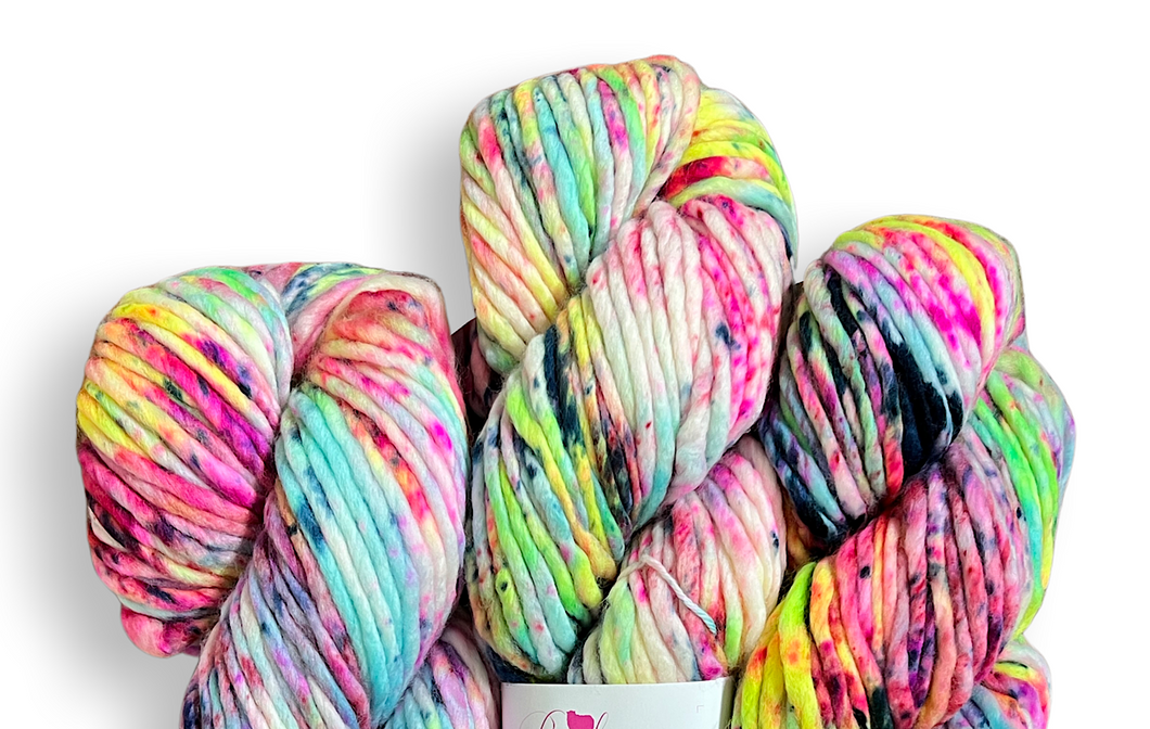 *PRE-ORDER* Baah Yarn Mammoth - Toucan Do It