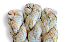 Load image into Gallery viewer, Baah Yarn Sequoia - Pistachio Ice Cream
