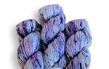 Load image into Gallery viewer, Baah Yarn Sequoia - Your Heating Heart
