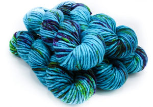 Baah Yarn Sequoia - Light My Sapphire